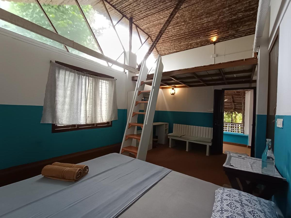 Hostel Calaila Varkala Exteriér fotografie
