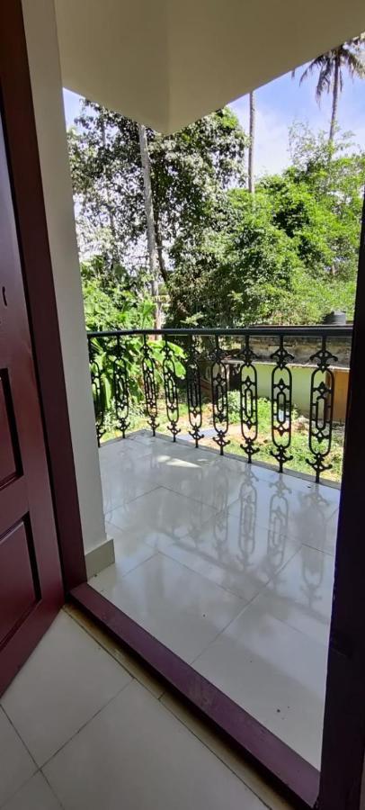Hostel Calaila Varkala Exteriér fotografie