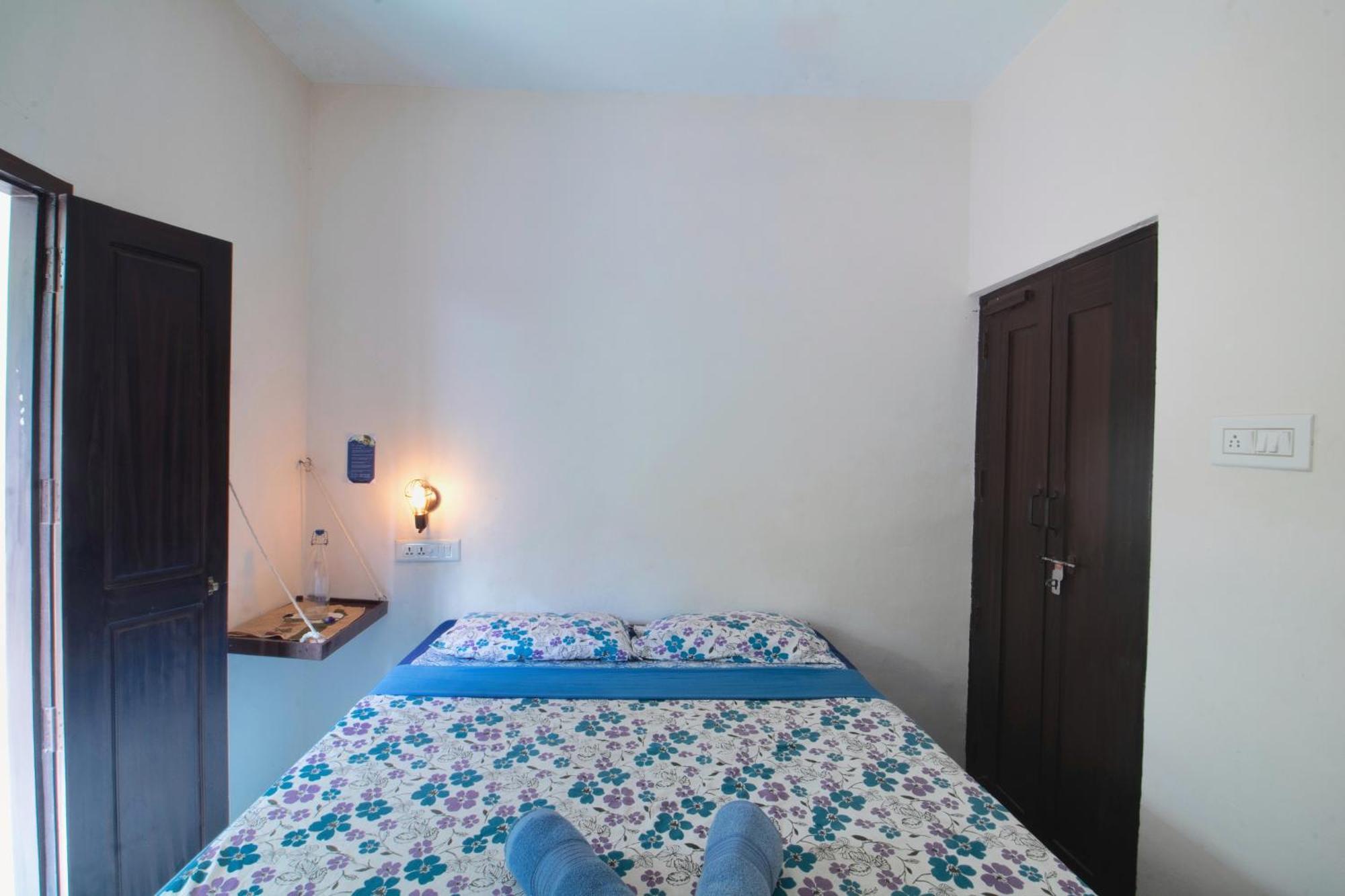 Hostel Calaila Varkala Exteriér fotografie