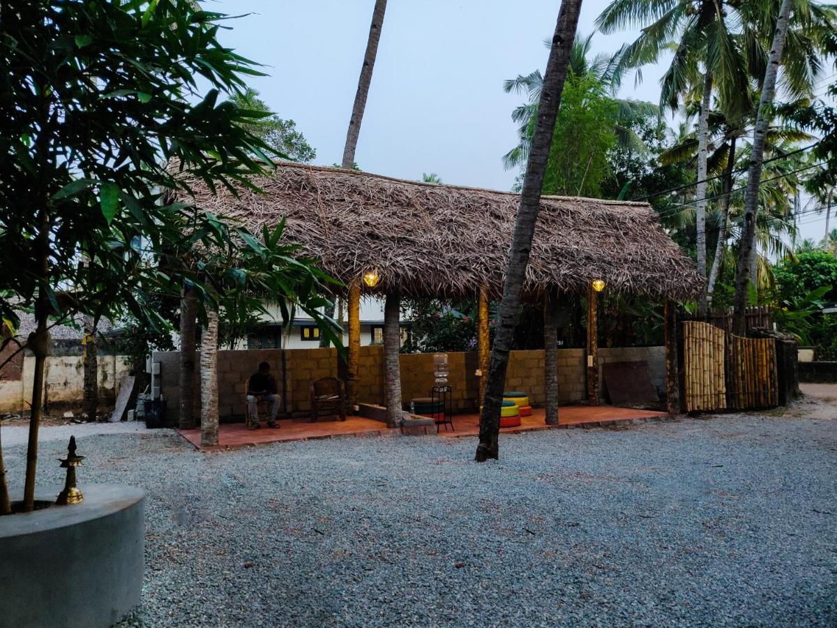 Hostel Calaila Varkala Exteriér fotografie