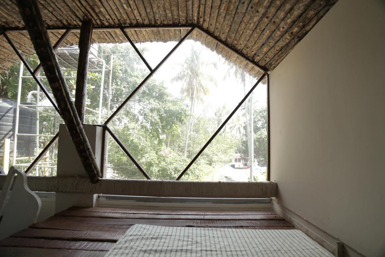 Hostel Calaila Varkala Exteriér fotografie